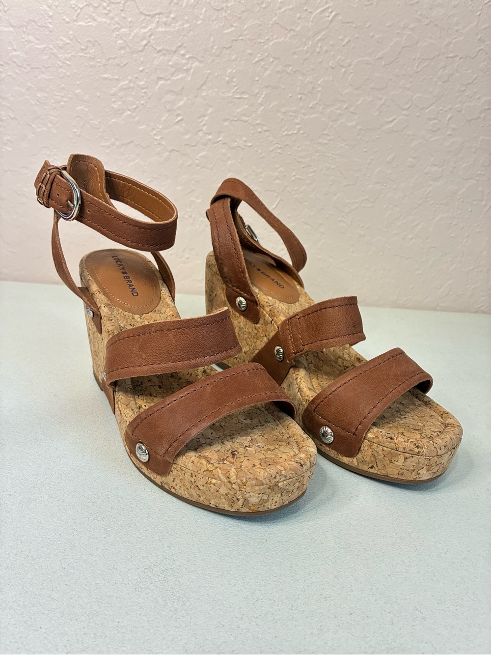 Lucky Brand Valintina Cork Wedge Sandals Brown Leather Ankle Strap Women's 8